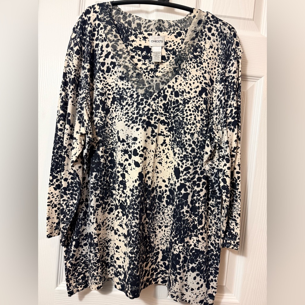 Chico’s Black and Tan Leopard Print Blouse V-Neck with 3/4 Sleeves Size 3